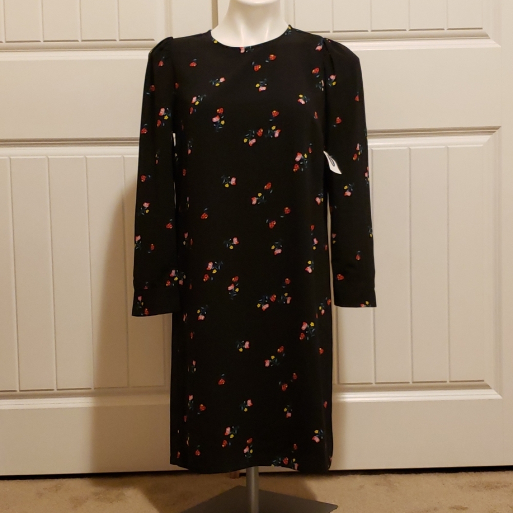 Old Navy Brand NEW floral dress
